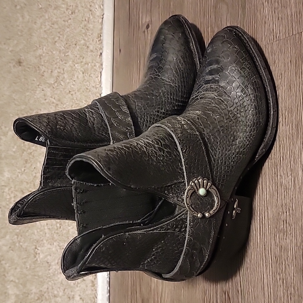 Lane boots